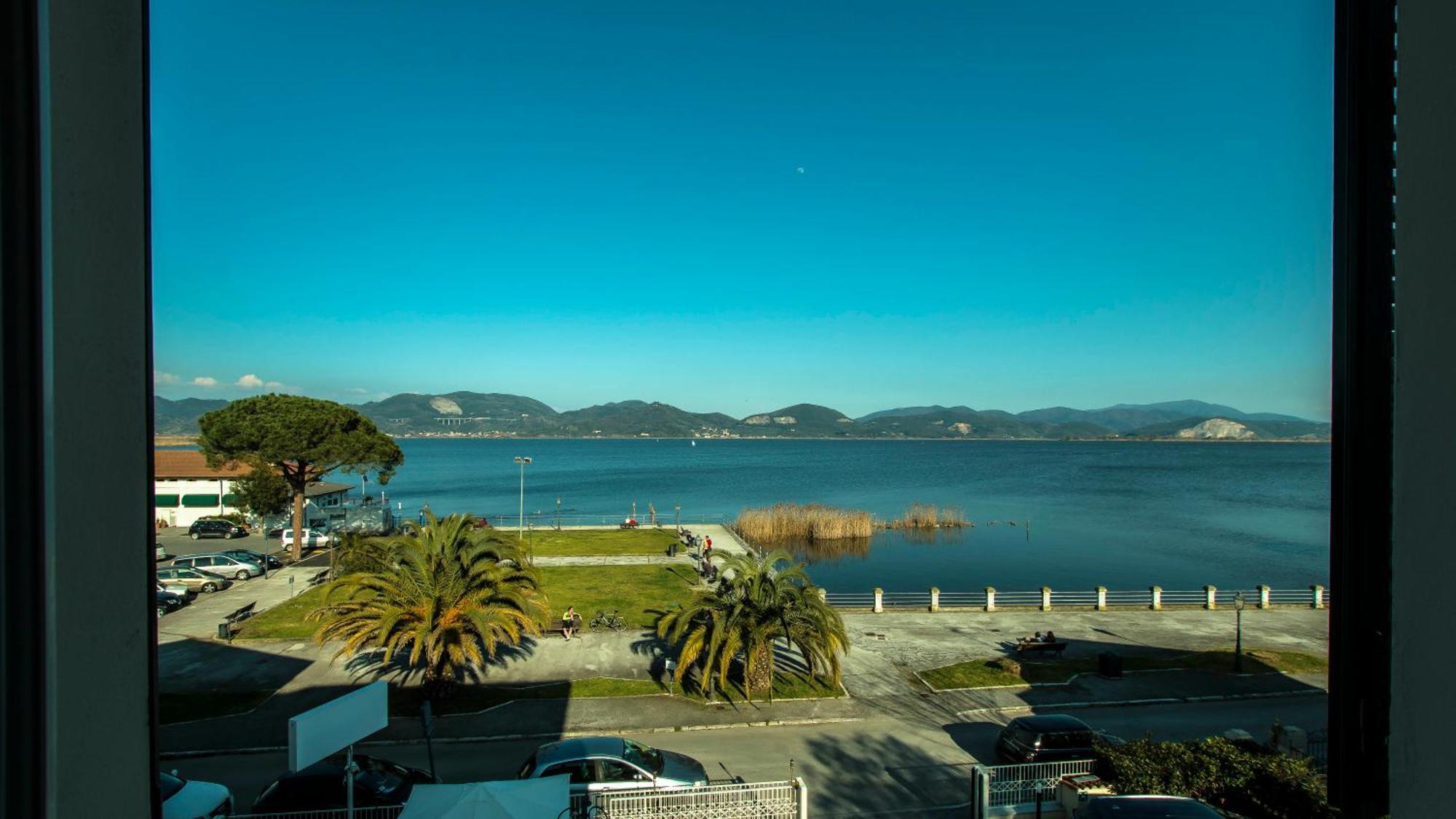 Hotel Butterfly Torre del Lago Puccini Zewnętrze zdjęcie
