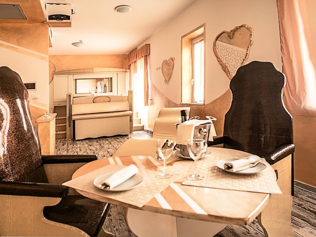 Hotel Butterfly Torre del Lago Puccini Zewnętrze zdjęcie