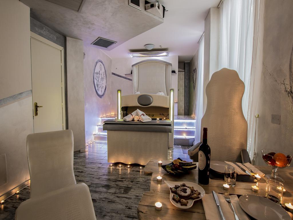 Hotel Butterfly Torre del Lago Puccini Zewnętrze zdjęcie
